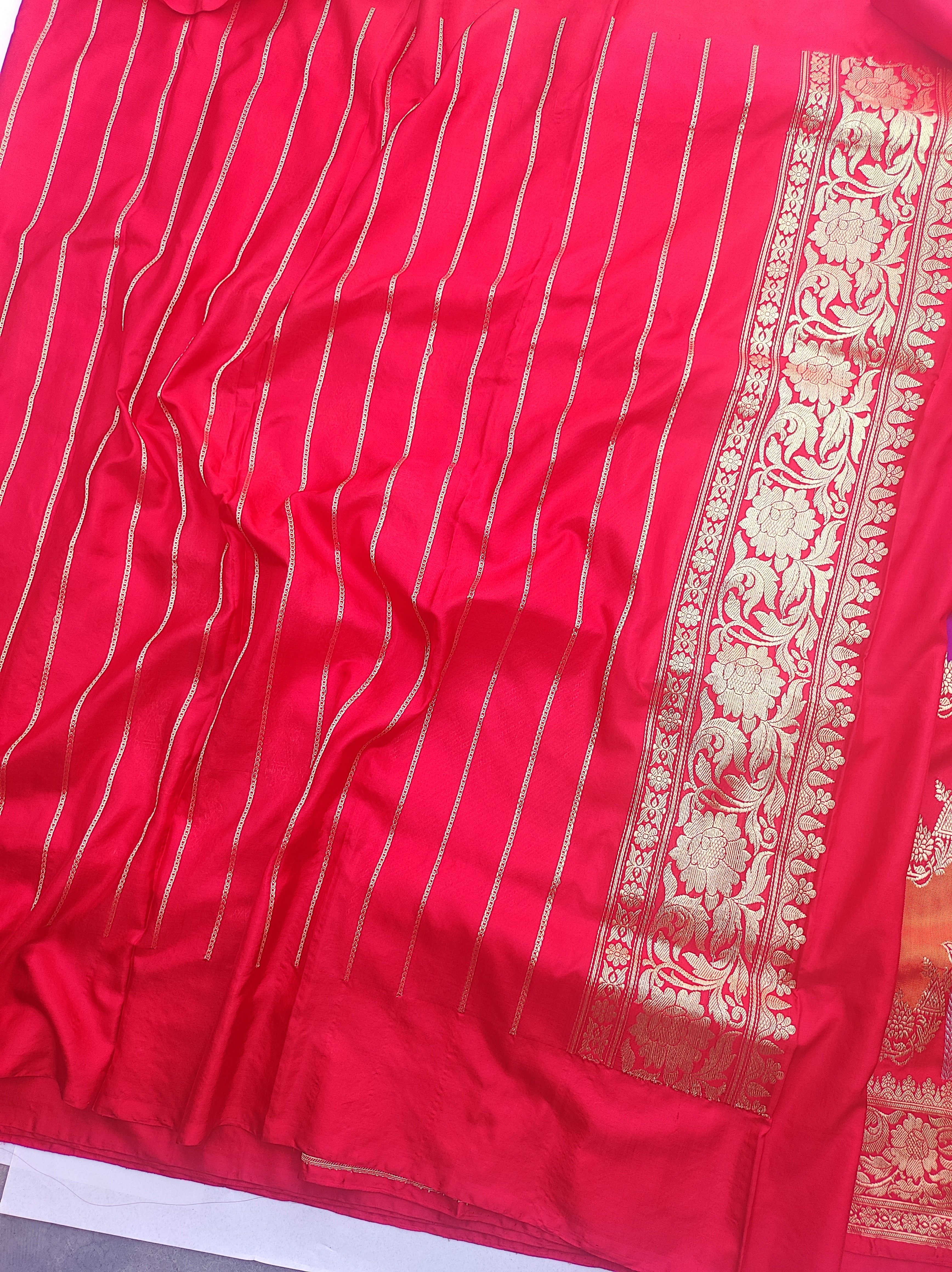 Exquisite Multicolor Banarasi Handloom Rangkat Pure Katan Silk Saree Red - THE WEAVER