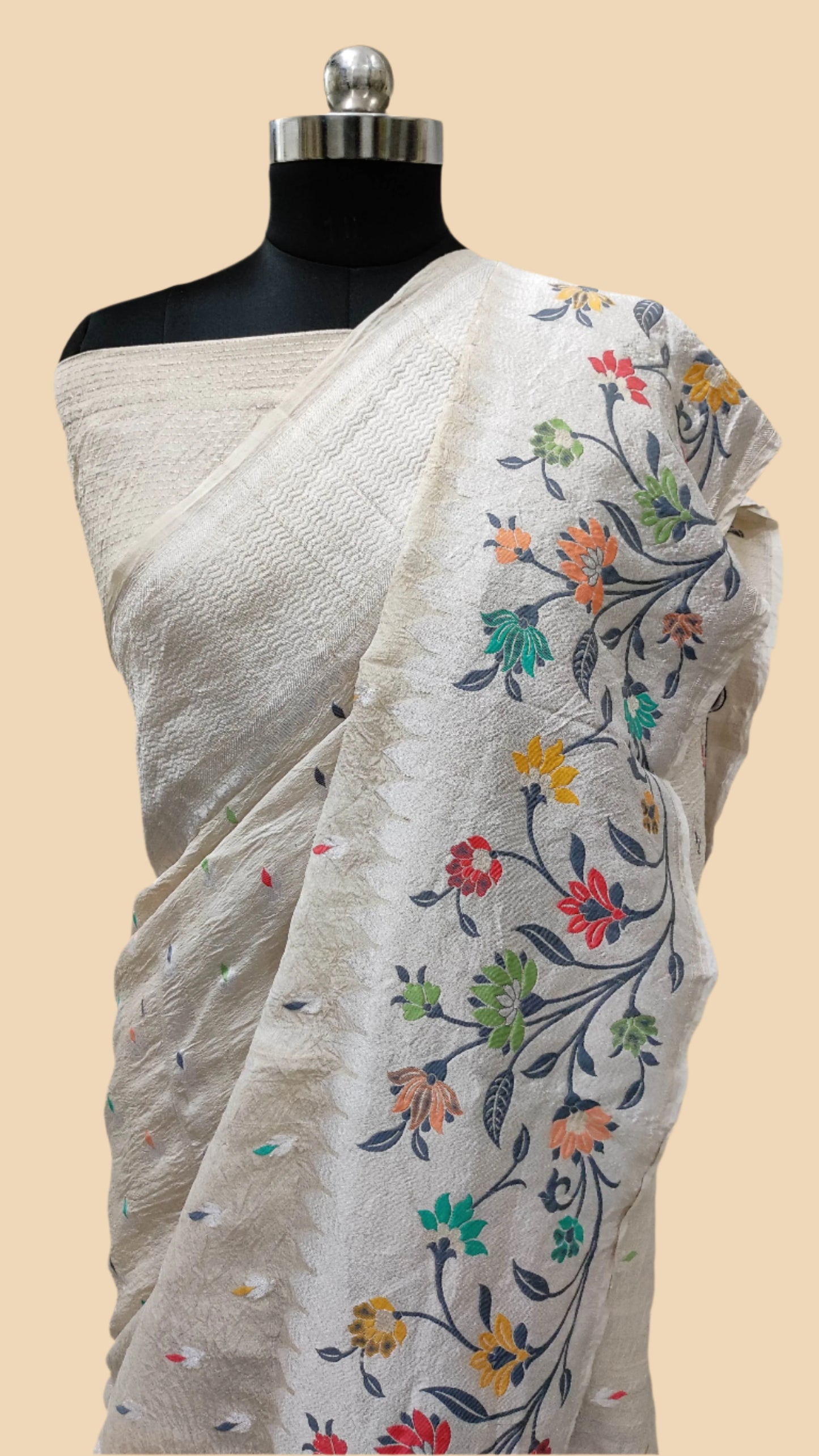 White Pure Tussar Georgette Handloom Banarasi Saree with Paithani Skirt Border