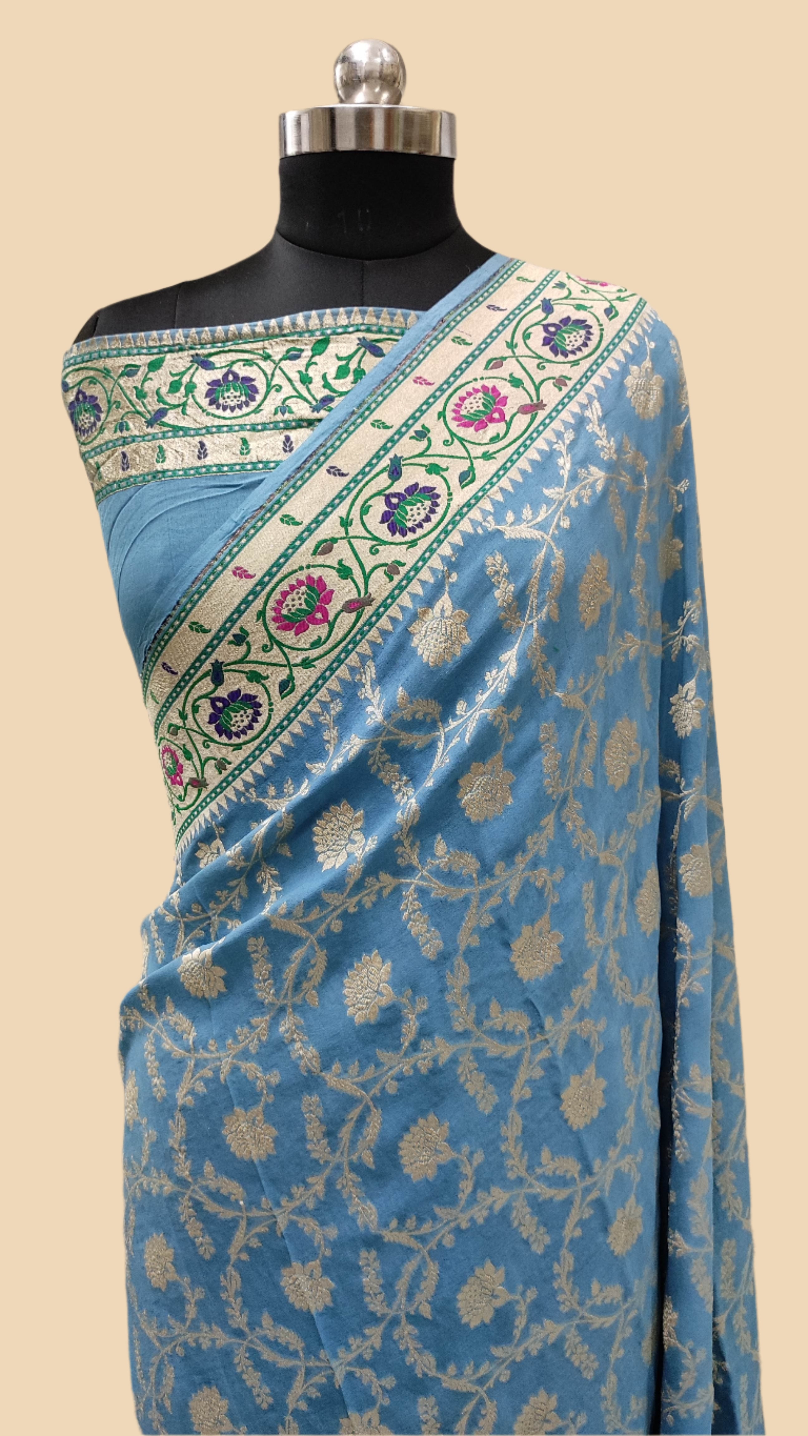 Pure Georgette Handloom Banarasi Saree - Gold zari