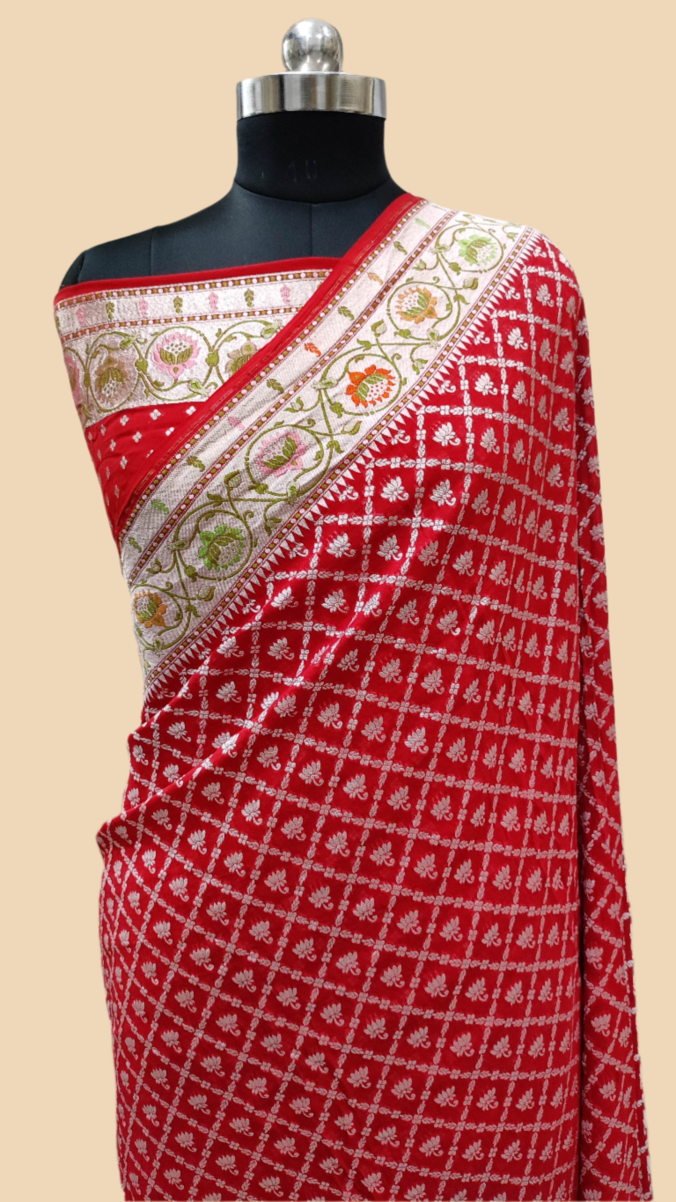 Pure Georgette Handloom Banarasi Saree - Gold zari