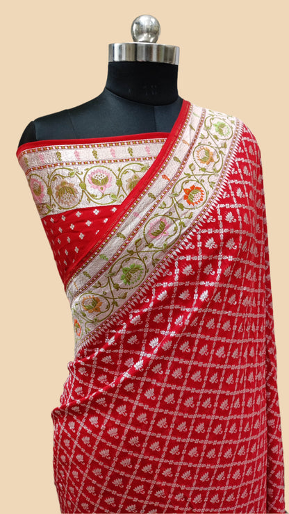 Pure Georgette Handloom Banarasi Saree - Gold zari