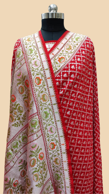Pure Georgette Handloom Banarasi Saree - Gold zari