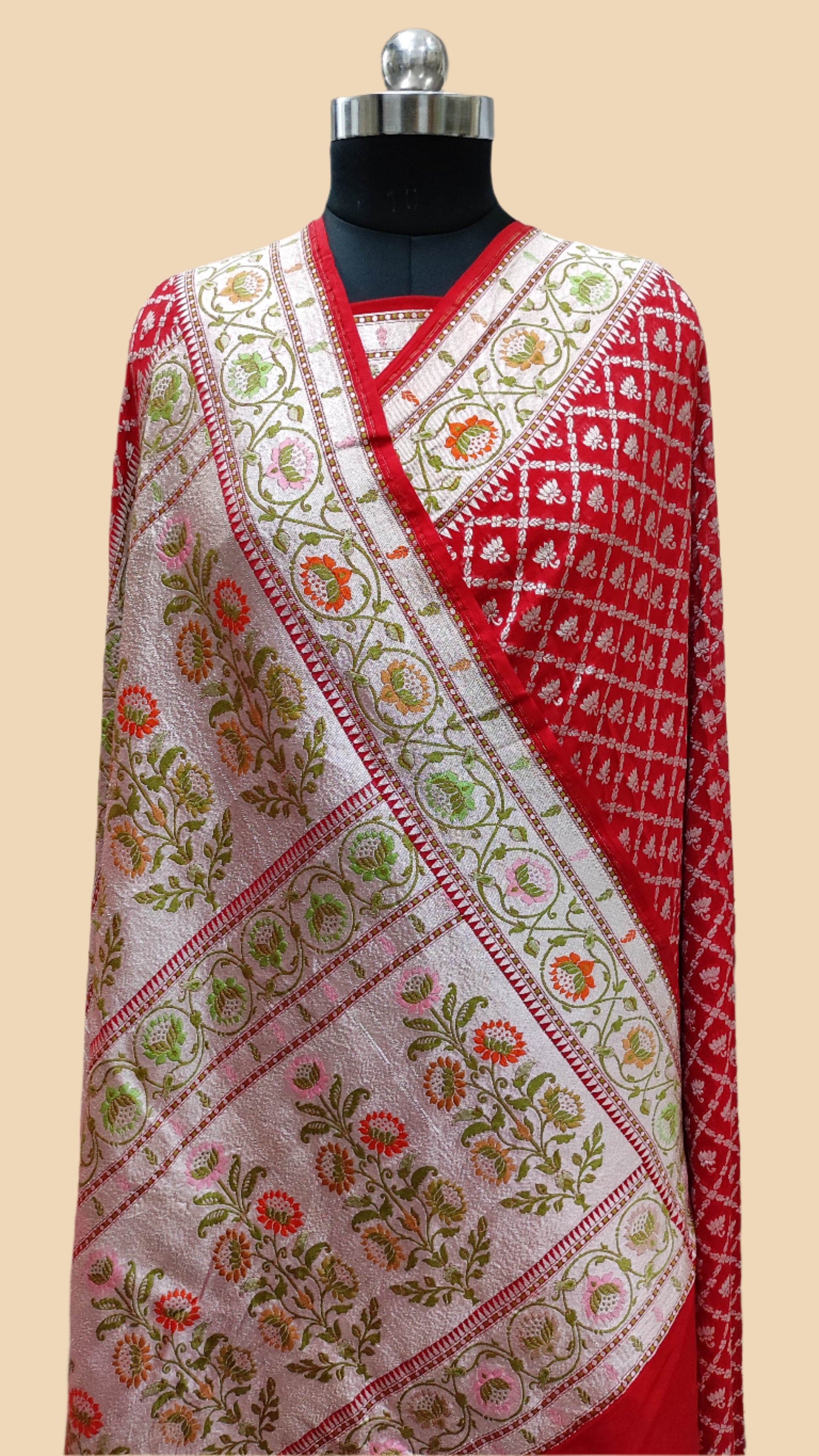 Pure Georgette Handloom Banarasi Saree - Gold zari