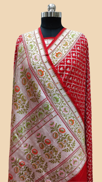 Pure Georgette Handloom Banarasi Saree - Gold zari