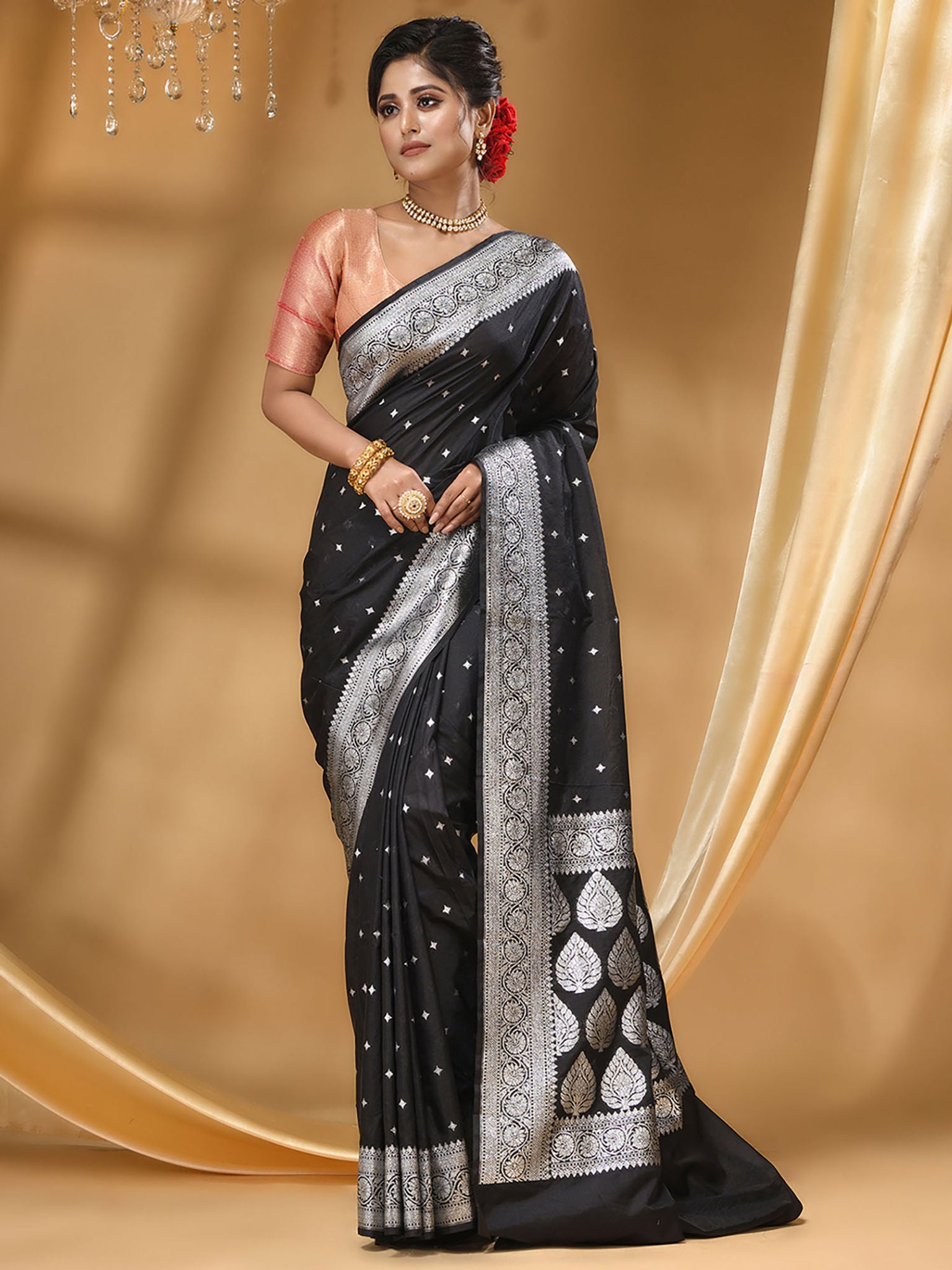 Katan Silk Handloom Banarasi Saree Black - THE WEAVER